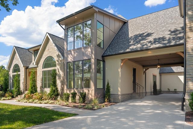 521 Mansion Dr, Brentwood, TN 37027