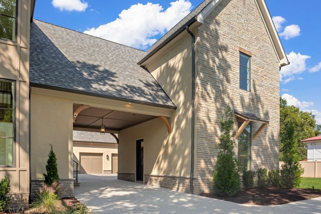 521 Mansion Dr, Brentwood, TN 37027