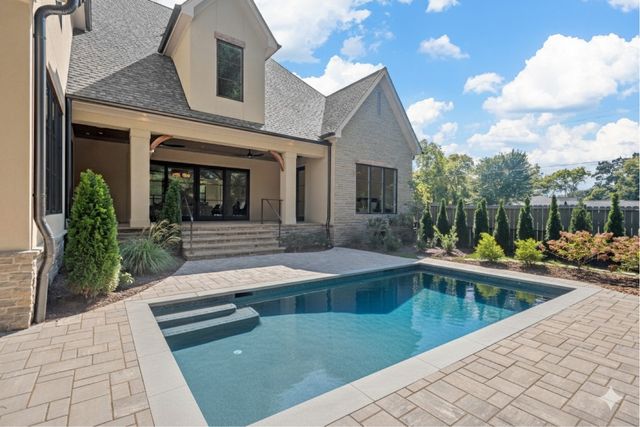 521 Mansion Dr, Brentwood, TN 37027