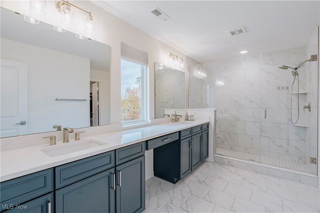 4433 Chaseline Ridge, Brunswick, OH 44212