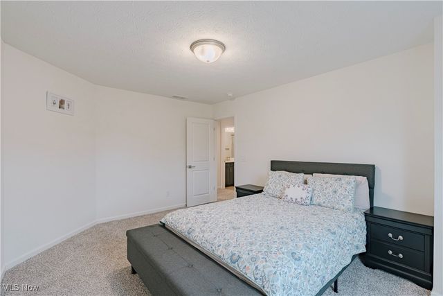 4433 Chaseline Ridge, Brunswick, OH 44212