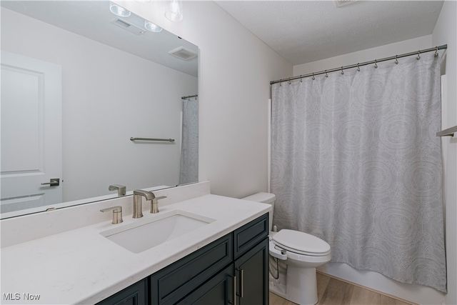 4433 Chaseline Ridge, Brunswick, OH 44212