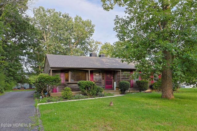 1407 Wallach Drive, Toms River, NJ 08755