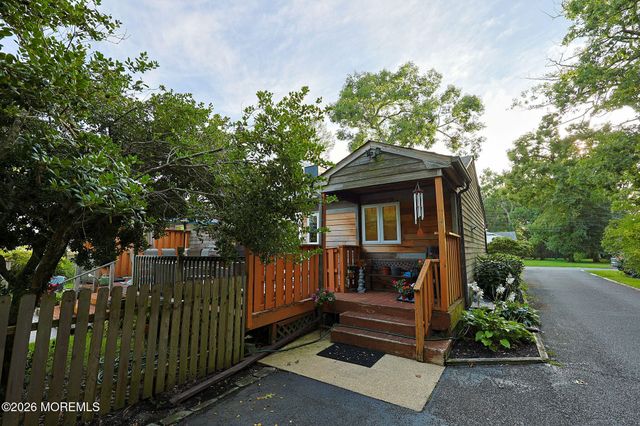 1407 Wallach Drive, Toms River, NJ 08755