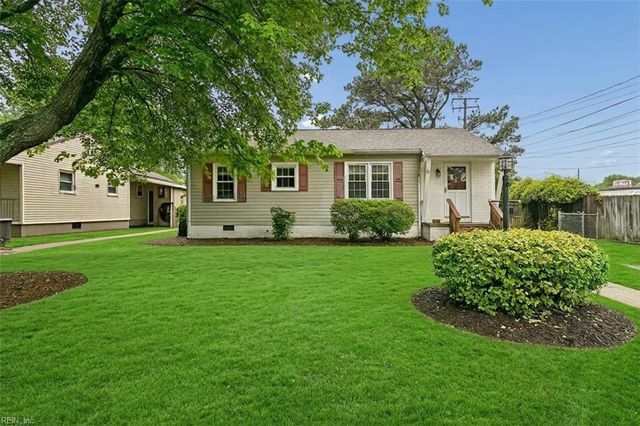 6 Hickory Hill RD, Hampton, VA 23666