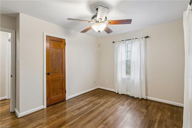 6 Hickory Hill RD, Hampton, VA 23666