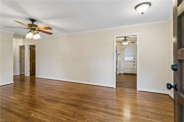 6 Hickory Hill RD, Hampton, VA 23666