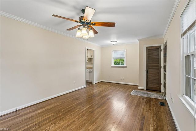 6 Hickory Hill RD, Hampton, VA 23666