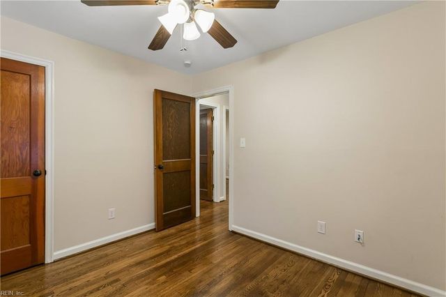 6 Hickory Hill RD, Hampton, VA 23666