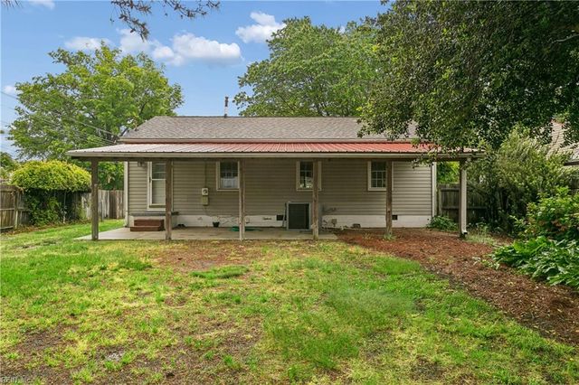 6 Hickory Hill RD, Hampton, VA 23666