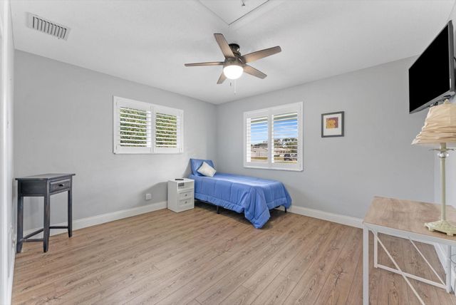 2811 NE 45th Street, Lighthouse Point, FL 33064