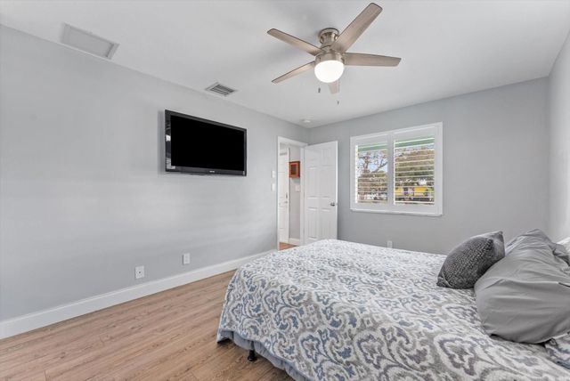 2811 NE 45th Street, Lighthouse Point, FL 33064