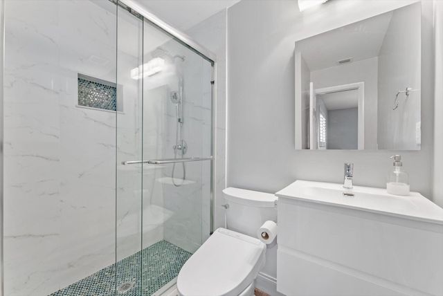 2811 NE 45th Street, Lighthouse Point, FL 33064