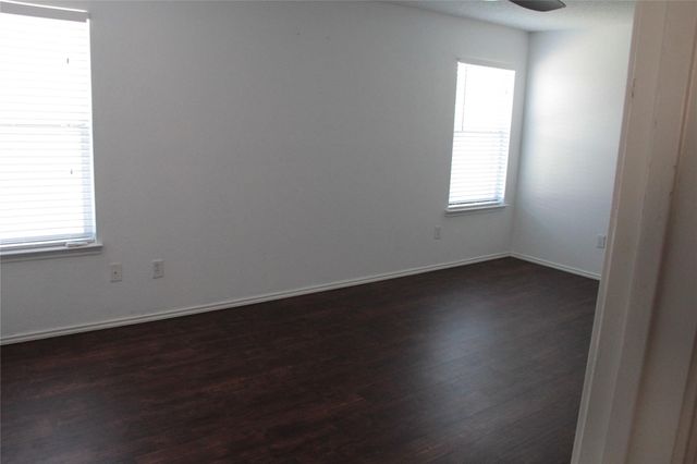 2059 La Salle Trail, Grand Prairie, TX 75052