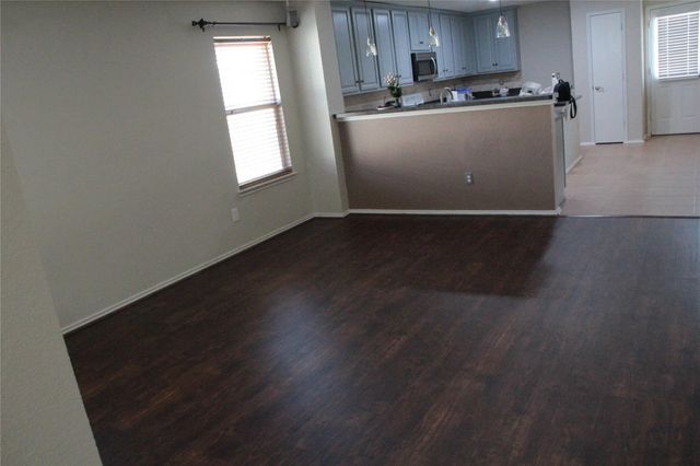 2059 La Salle Trail, Grand Prairie, TX 75052