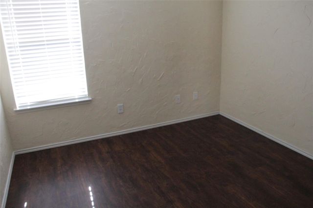 2059 La Salle Trail, Grand Prairie, TX 75052