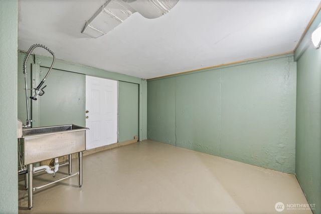 638 N Skyline Drive, Tacoma, WA 98406