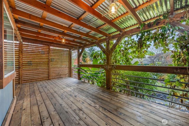 638 N Skyline Drive, Tacoma, WA 98406