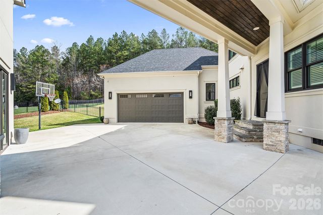 788 Pinnacle Drive, Iron Station, NC 28080
