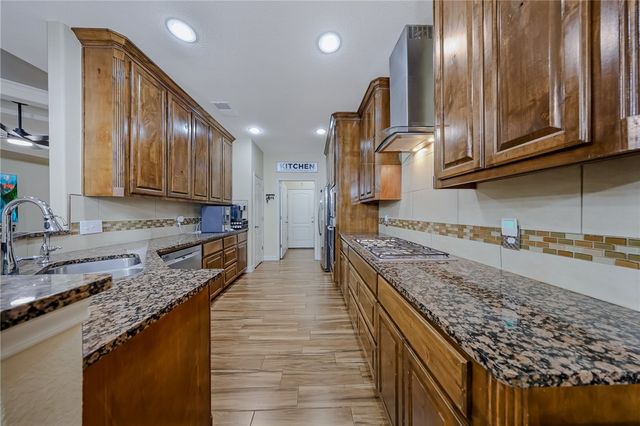 15413 Basswood Dr, Corpus Christi, TX 78410