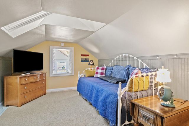 225 S Clymer Street, Pentwater, MI 49449