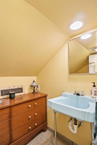225 S Clymer Street, Pentwater, MI 49449