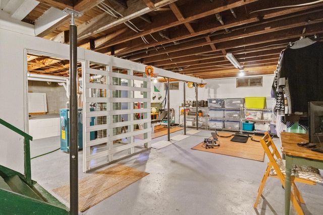 225 S Clymer Street, Pentwater, MI 49449
