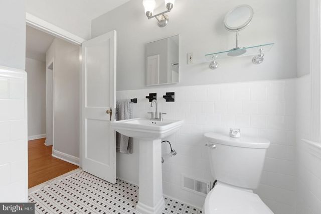 6467 BLENHEIM RD, Baltimore, MD 21212