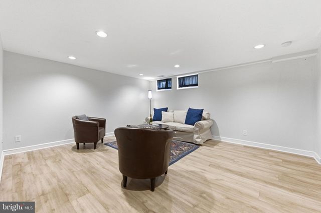 6467 BLENHEIM RD, Baltimore, MD 21212