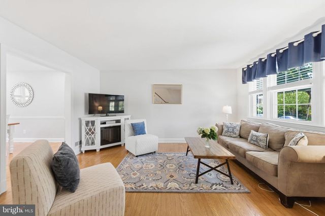 6467 BLENHEIM RD, Baltimore, MD 21212