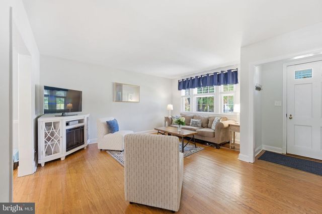 6467 BLENHEIM RD, Baltimore, MD 21212