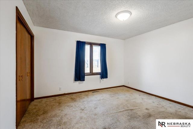 2840 Hallmark Court, Lincoln, NE 68507