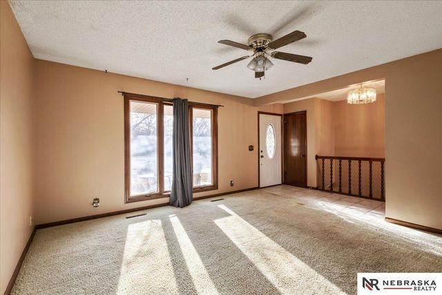 2840 Hallmark Court, Lincoln, NE 68507