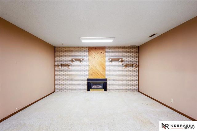 2840 Hallmark Court, Lincoln, NE 68507