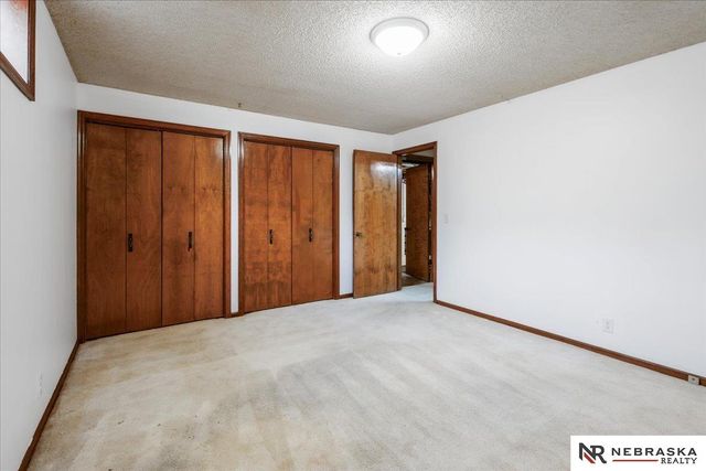 2840 Hallmark Court, Lincoln, NE 68507