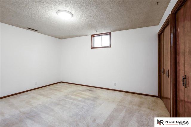 2840 Hallmark Court, Lincoln, NE 68507