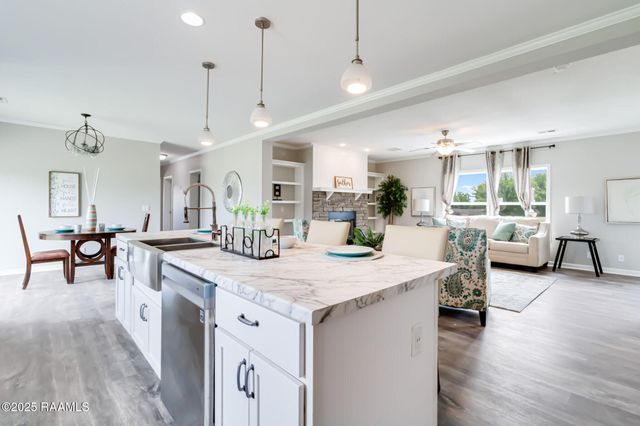 155 Oak Manor Road, Rayne, LA 70578