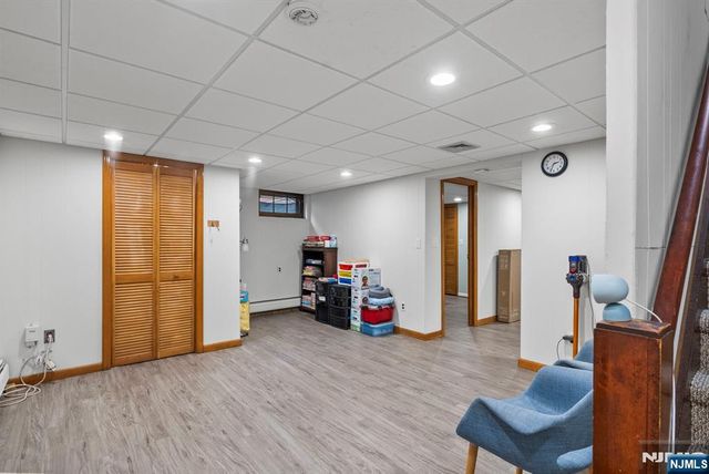 135 Hillcrest Avenue, Leonia, NJ 07605