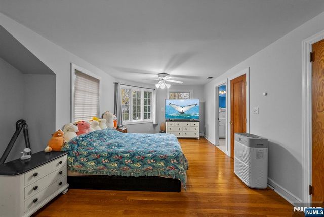 135 Hillcrest Avenue, Leonia, NJ 07605