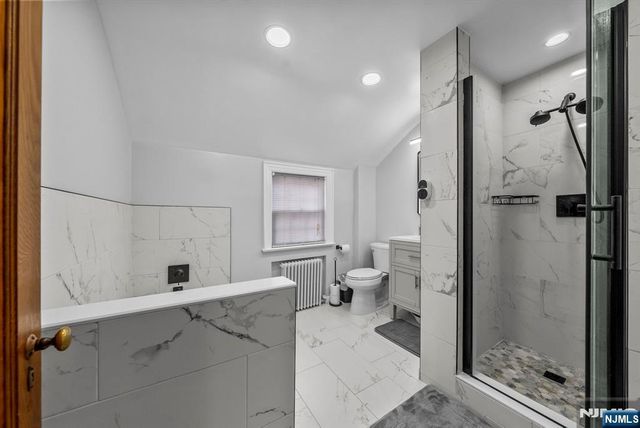 135 Hillcrest Avenue, Leonia, NJ 07605