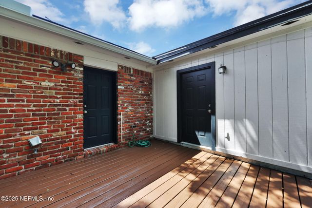 5069 BRADFORD Road, Jacksonville, FL 32217