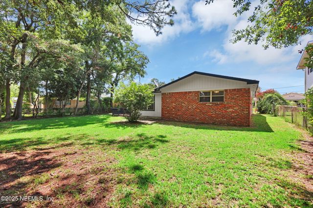 5069 BRADFORD Road, Jacksonville, FL 32217
