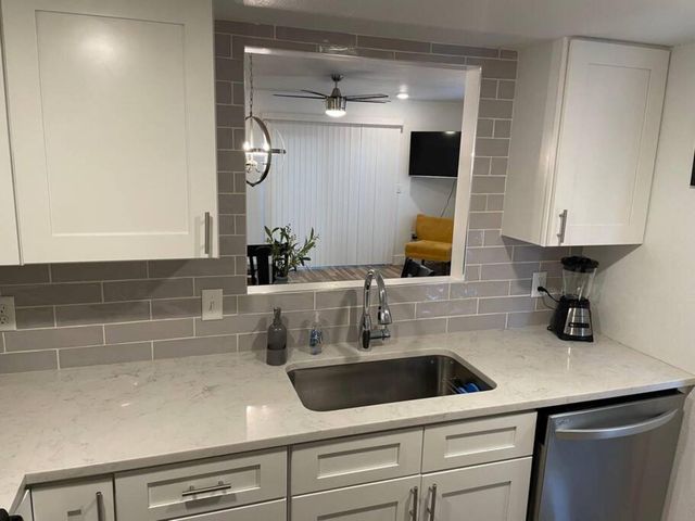 1913 Hearthstone DR D, Austin, TX 78757