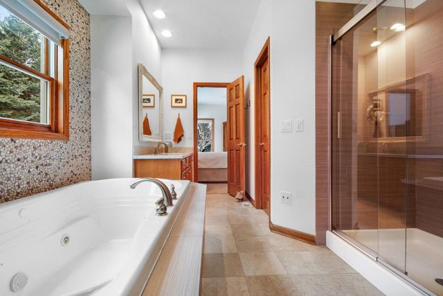 8975 371st AVENUE, Twin Lakes, WI 53181