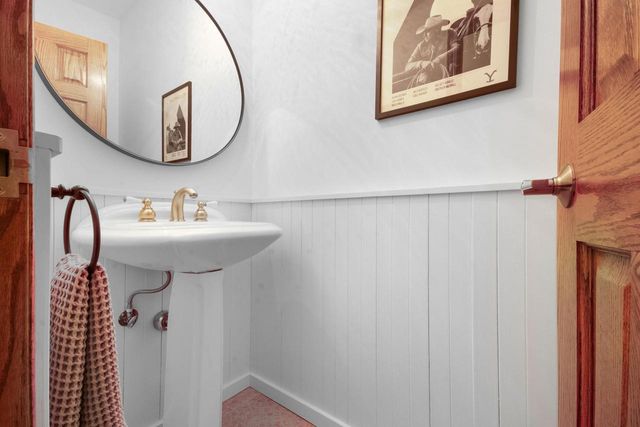 8975 371st AVENUE, Twin Lakes, WI 53181