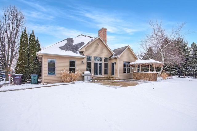 8975 371st AVENUE, Twin Lakes, WI 53181