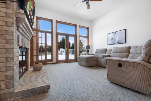 8975 371st AVENUE, Twin Lakes, WI 53181