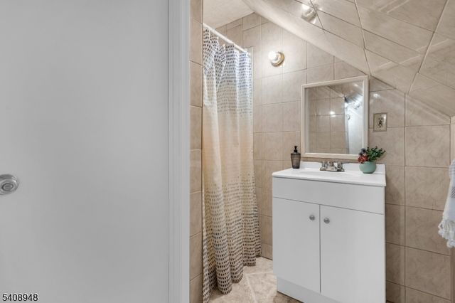 37 Schmitt Road, West Orange Twp., NJ 07052