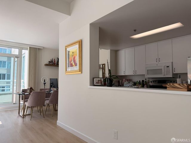 220 Lombard Street 414, San Francisco, CA 94111