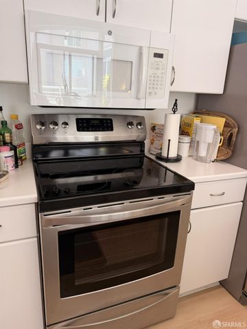 220 Lombard Street 414, San Francisco, CA 94111
